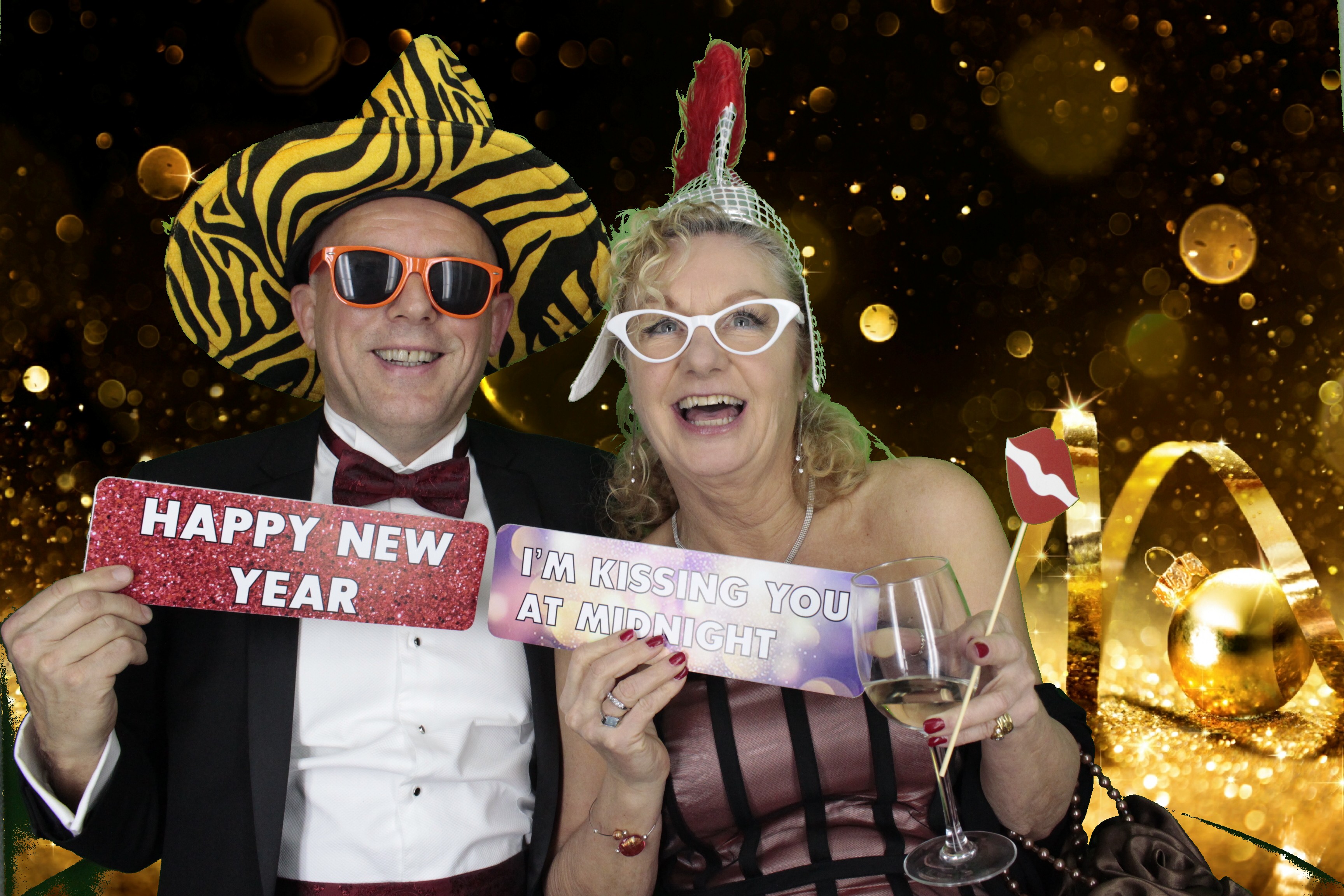 The Sussex Exchange New Years Eve | View more photos from the event at gallery.myphotoboothexperience.co.uk/u/MyPhotoBoothExperienceLtd/The-Sussex-Exchange-New-Years-Eve